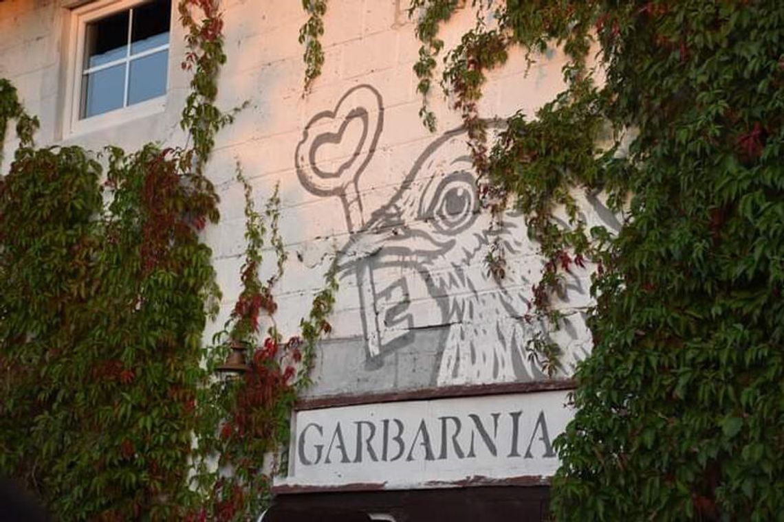 GARBARNIA Artysta ze Szczekocin urządził pracownię i galerię w starej garbarni swojego dziadka
