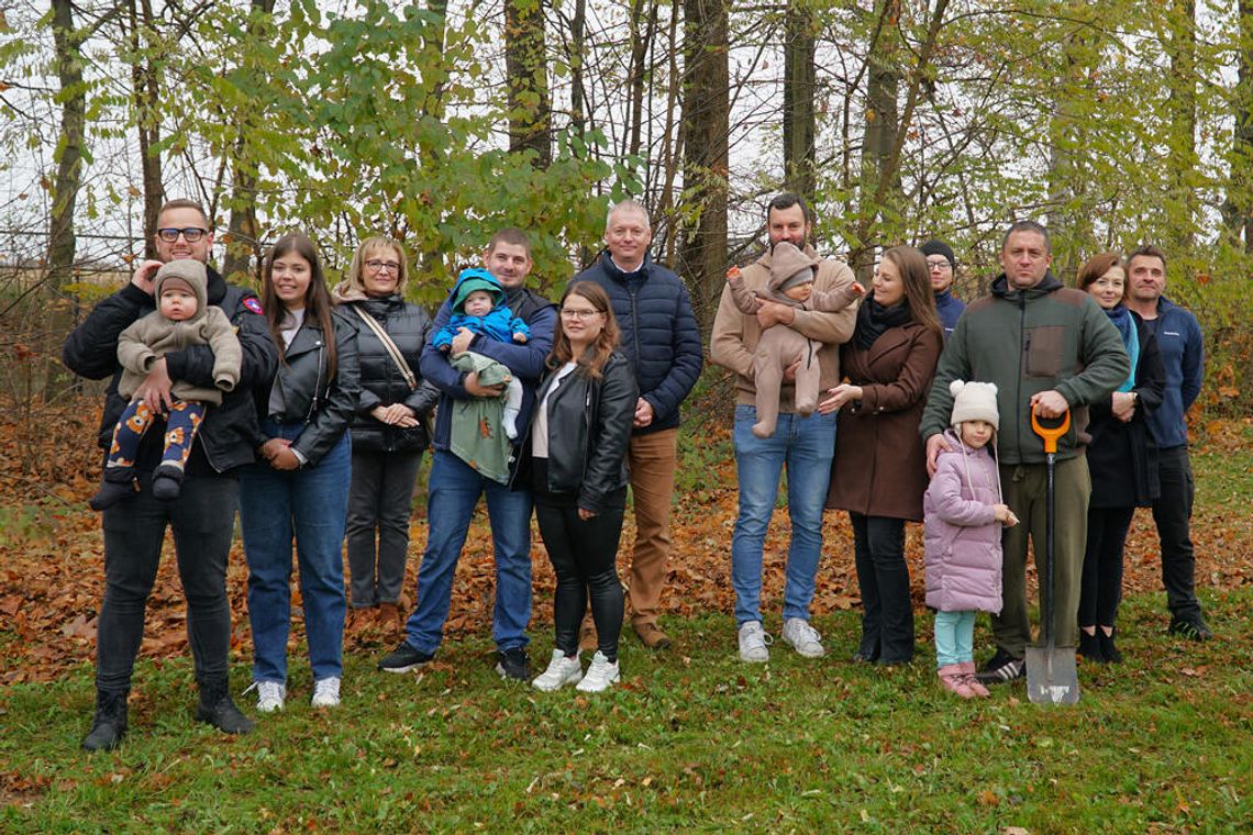 Kolejne „drzewka dla dziecka” w naszym mieście Kolejne „drzewka dla dziecka” w naszym mieście