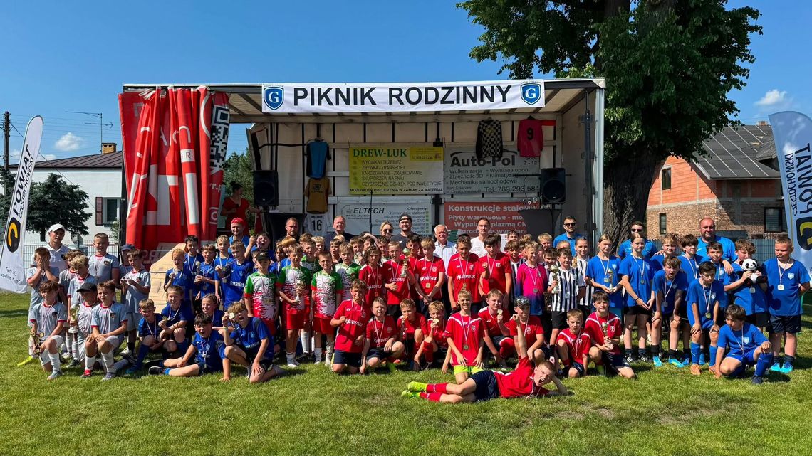 KOMPLET ZWYCIĘSTW ORLIKÓW WARTY PORAJ W TURNIEJU GROMCUP