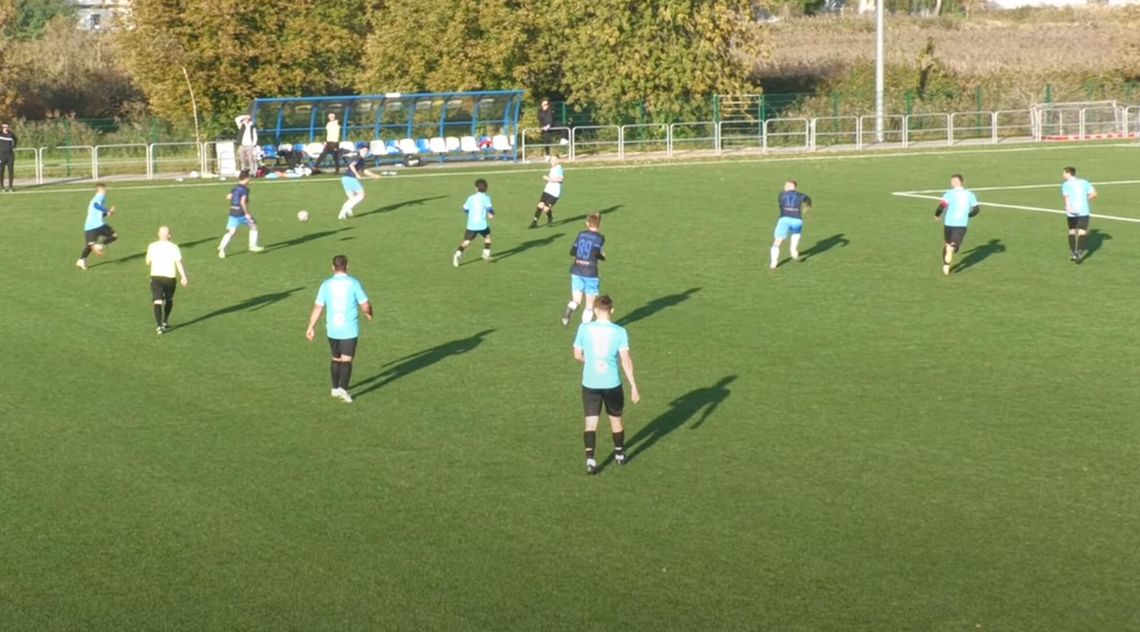 KS MYSZKÓW UMOCNIŁ SIĘ NA POZYCJI LIDERA