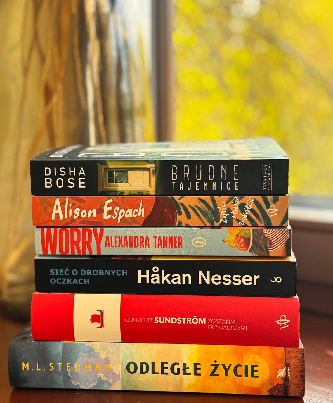 KSIĄŻKI NA MAJÓWKĘ