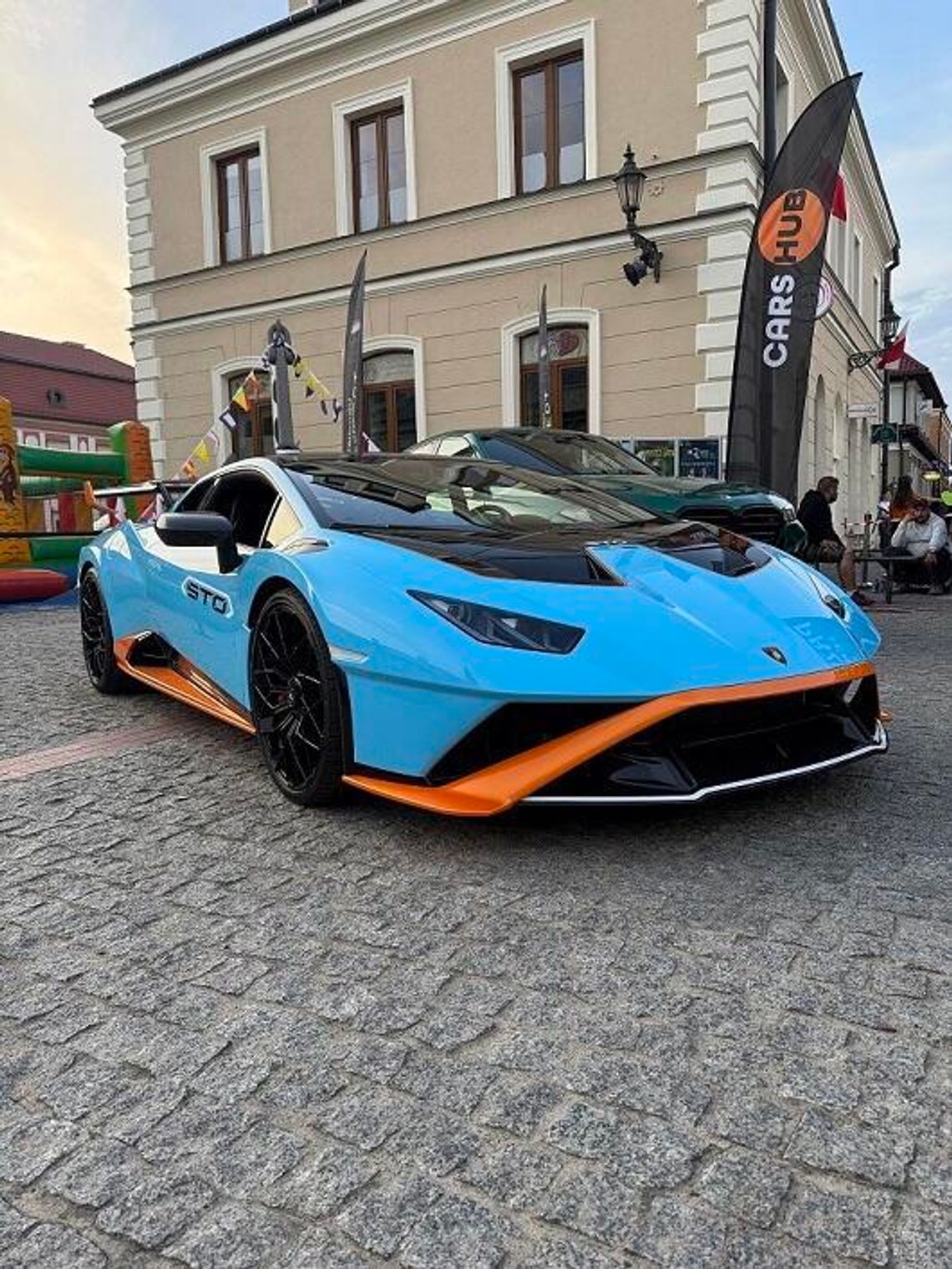 Lamborghini, Ferrari, McLaren. Zobaczysz, przejedziesz się. Cel charytatywny Lamborghini, Ferrari, McLaren. Zobaczysz, przejedziesz się. Cel charytatywny