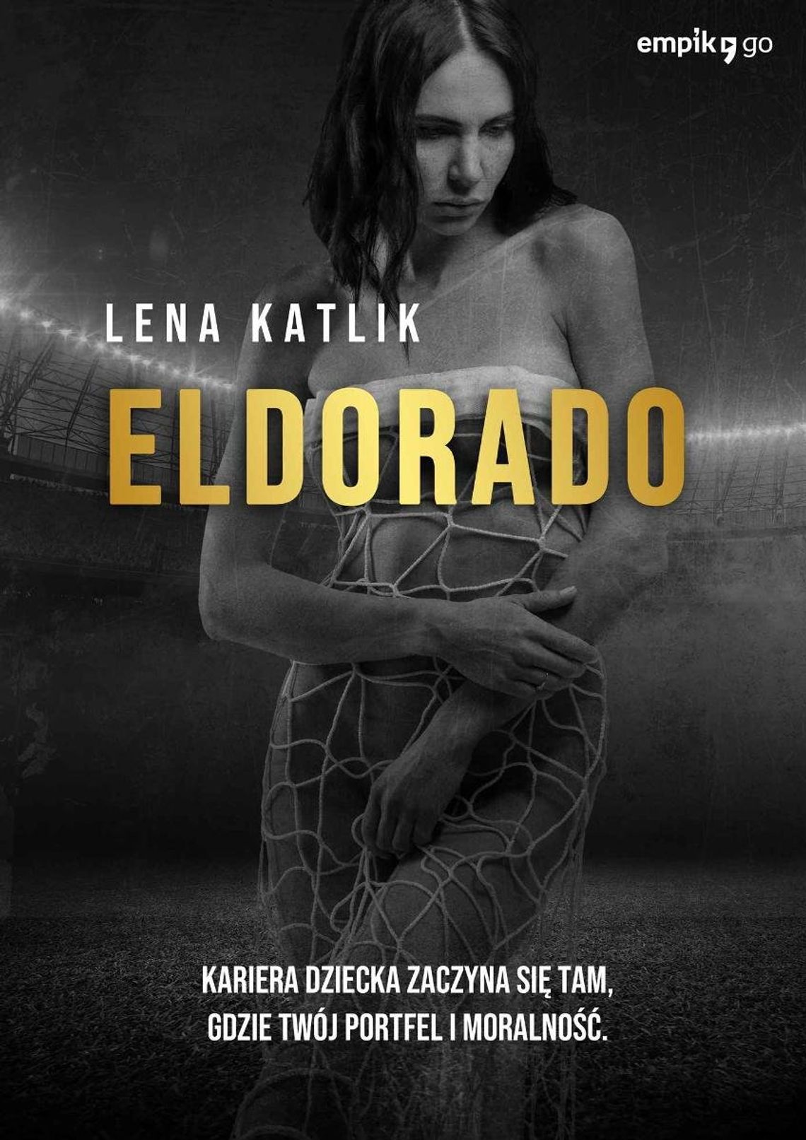 Lena Katlik w książce „Eldorado” demaskuje świat futbolu „Młodzi piłkarze traktowani są jak produkty, a dopóki rodzice mają pieniądze, oni są na boisku”