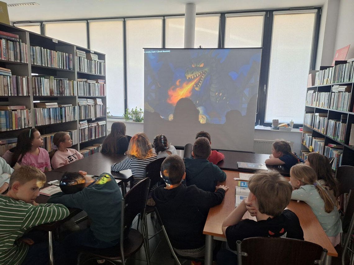 Literackie wędrowanie – książka jako przestrzeń integracji Literackie wędrowanie – książka jako przestrzeń integracji