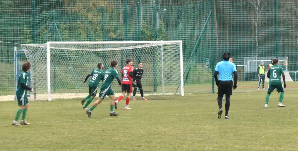 LKS SKALNIAK KROCZYCE PRZEZIMUJE NA POZYCJI LIDERA