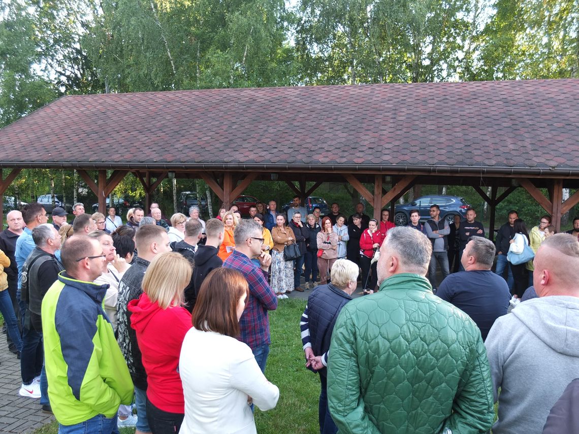 MIESZKAŃCY DZIELNICY PODLAS LICZNIE PRZECIWKO KOMPOSTOWNI