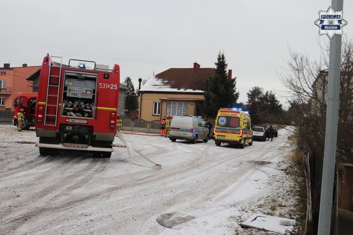 MYSZKÓW. KOBIETA ZGINĘŁA W POŻARZE DOMU JEDNORODZINNEGO