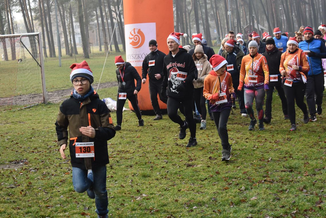 MYSZKÓW. MIKOŁAJKOWY BIEG PO ZDROWIE NA DOTYKU JURY. ZDJĘCIA MYSZKÓW. MIKOŁAJKOWY BIEG PO ZDROWIE NA DOTYKU JURY. ZDJĘCIA