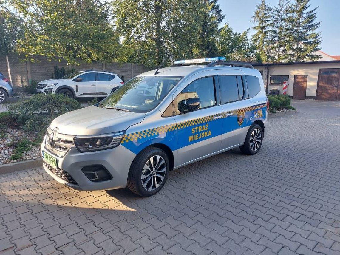 MYSZKÓW. STRAŻ MIEJSKA MA MOBILNE LABORATORIUM DO BADANIA ZANIECZYSZCZENIA POWIETRZA