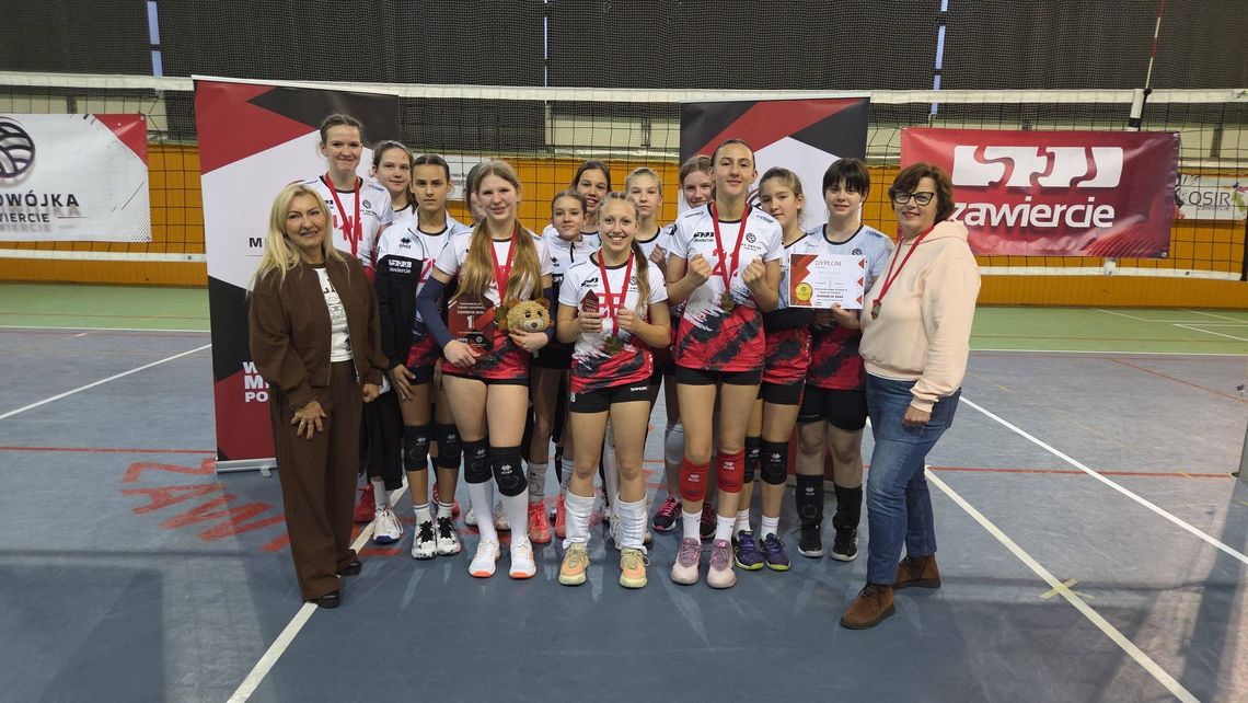 OGÓLNOPOLSKI TURNIEJ PIŁKI SIATKOWEJ W ZAWIERCIU