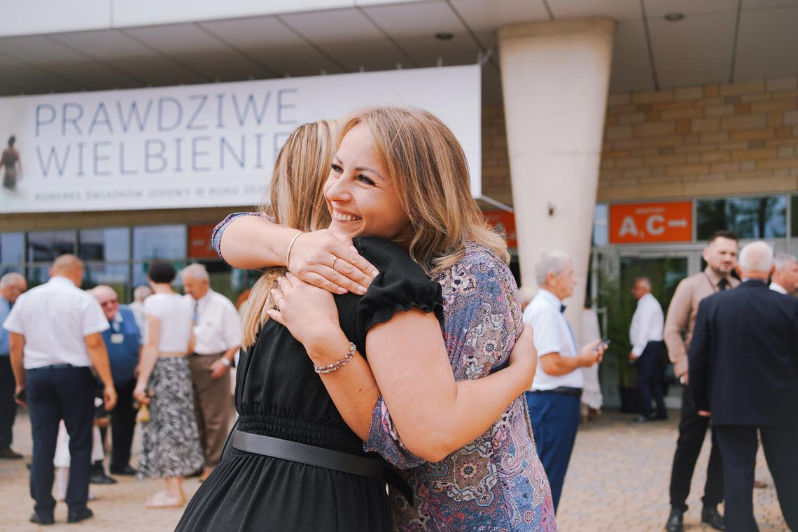 Prawie 4 tysiące Świadków Jehowy w Częstochowie. Przybyło nowo ochrzczonych