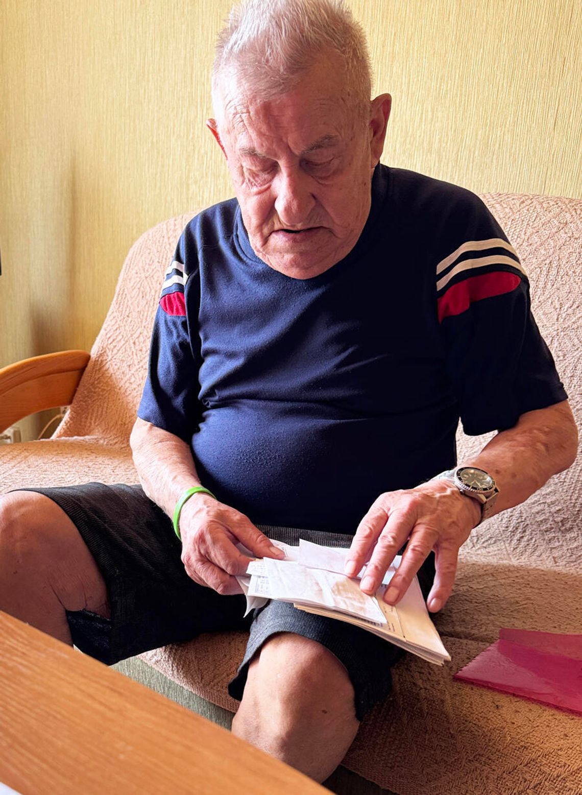 SĄSIAD MNIE ZALEWA. NAWET NIE PRZEPROSIŁ