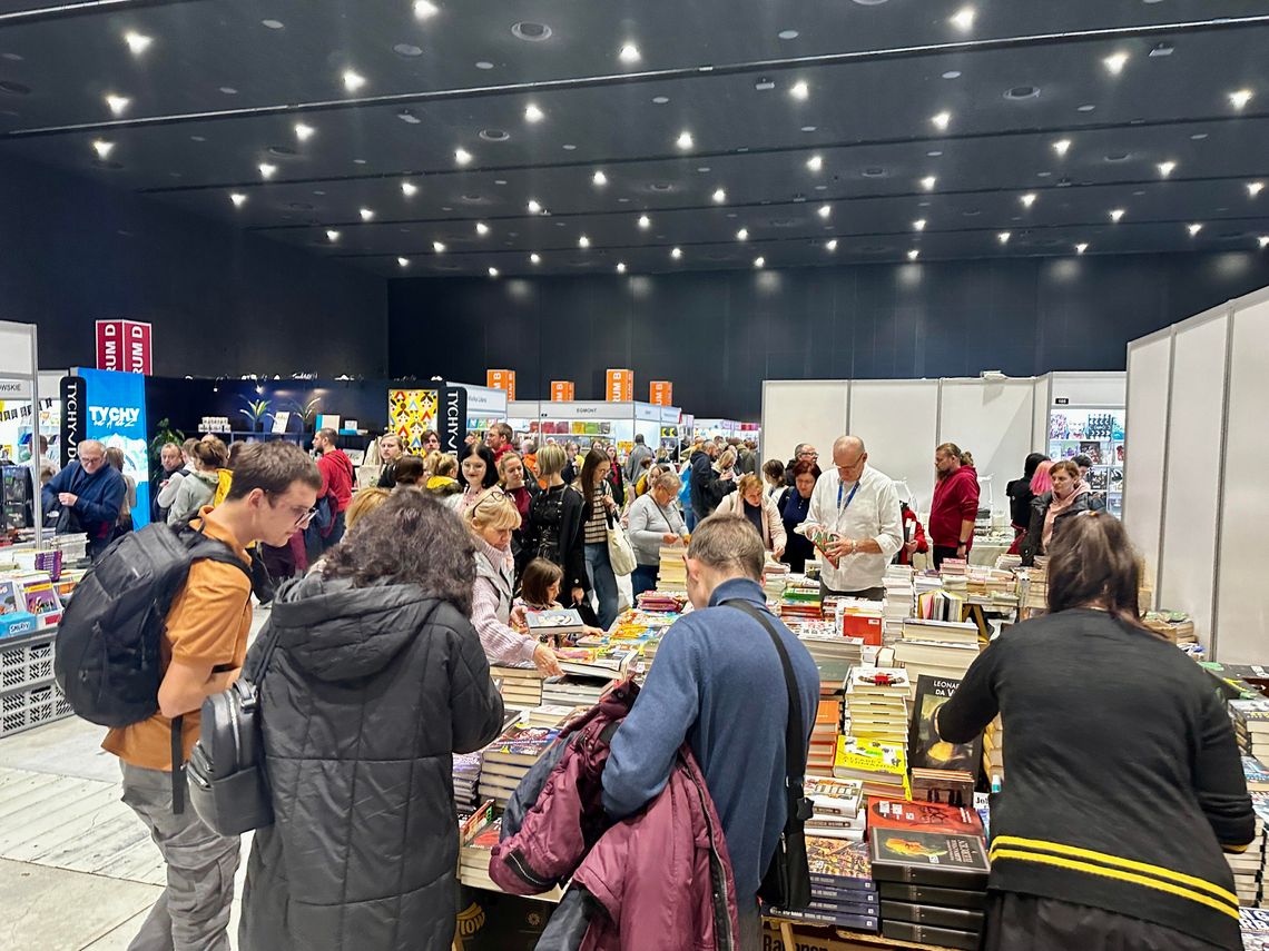 Targi Książki w Katowicach – trzy dni spotkań z literaturą, nauką i kulturą Targi Książki w Katowicach – trzy dni spotkań z literaturą, nauką i kulturą