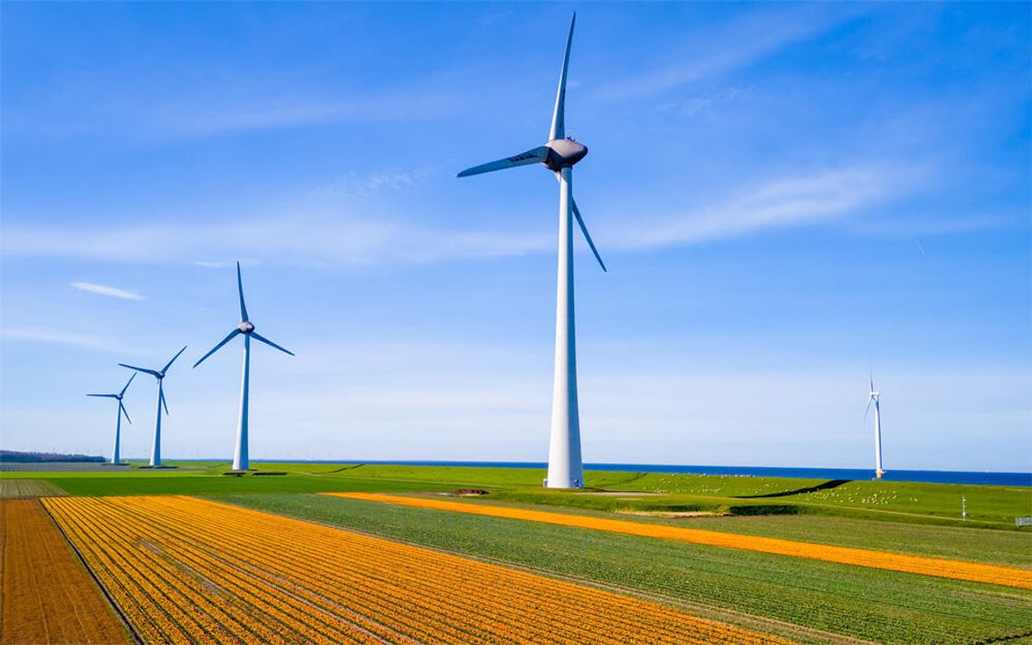 Technik OZE – na czym polega praca w branży odnawialnych źródeł energii? Technik OZE – na czym polega praca w branży odnawialnych źródeł energii?