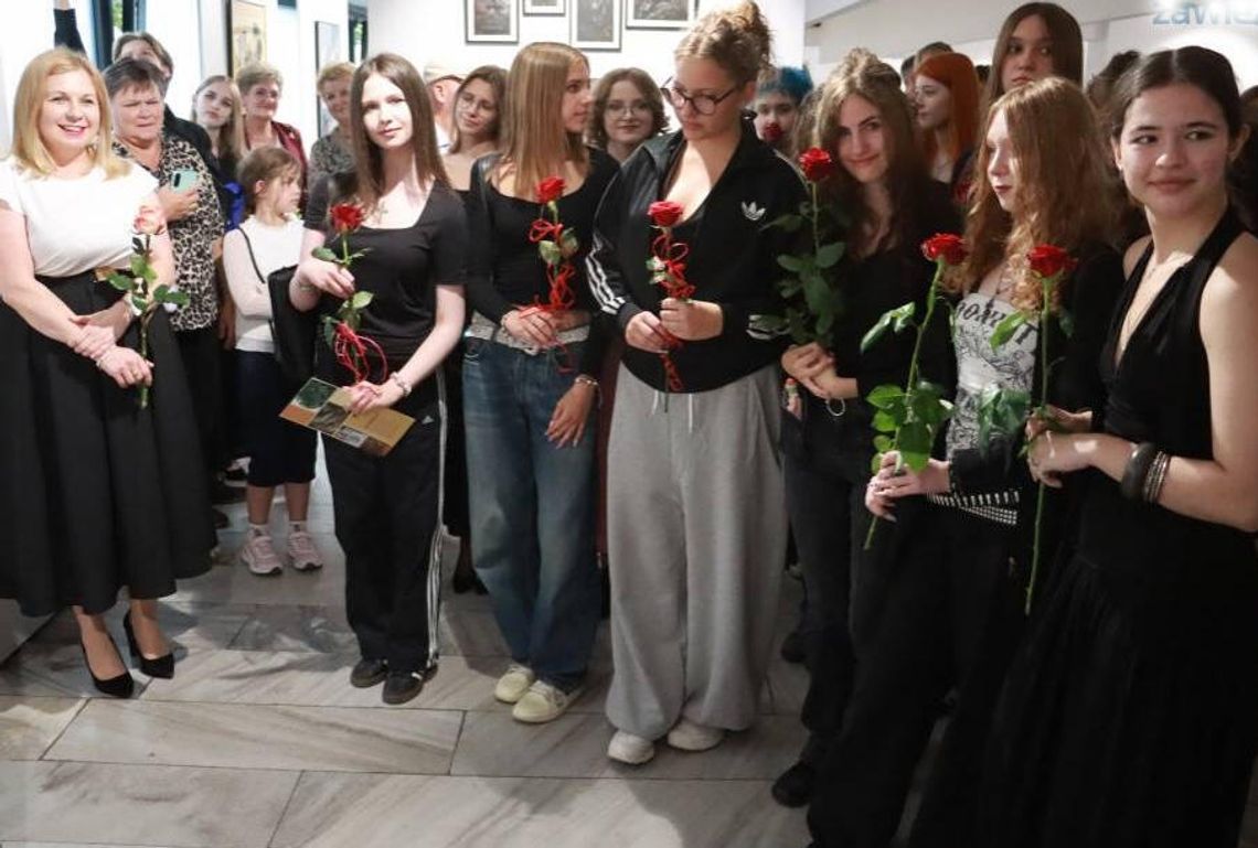 Wystawa „ArtStart” Tylko do 20 sierpnia!
