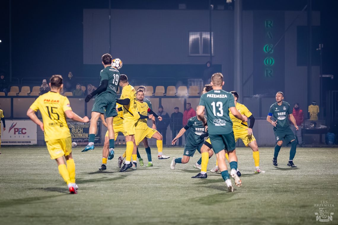 Z RADZIONKOWA WRÓCILI BEZ PUNKTÓW Z RADZIONKOWA WRÓCILI BEZ PUNKTÓW