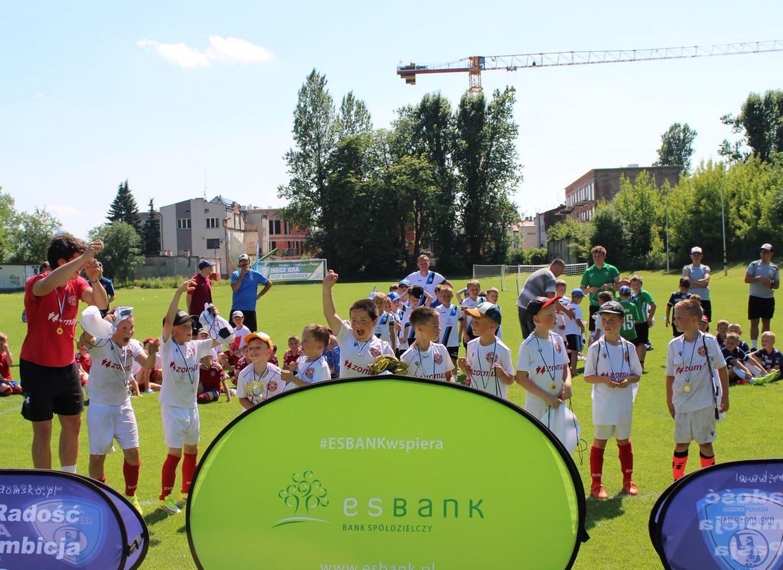 ŻACY WARTY PORAJ NA ESBANK CUP W RADOMSKU