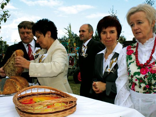 ABY NIE ZABRAKŁO W NASZYCH DOMACH CHLEBA