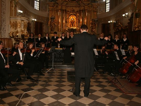 STABAT MATER W LEŚNIOWIE