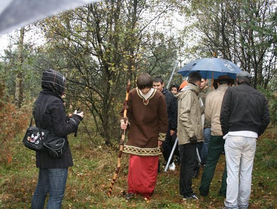 TELERANKOWY KOGUT ZAPIEJE Z ŁUTOWCA