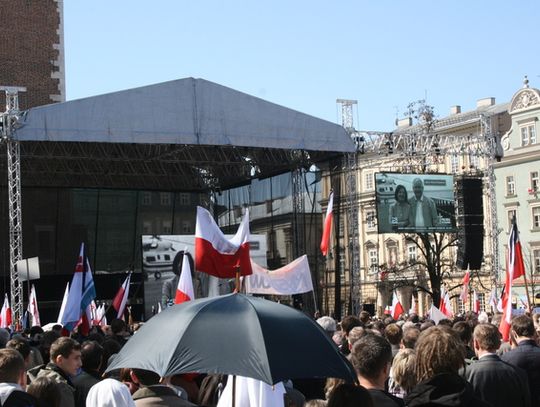 PREZYDENTA ŻEGNALIŚMY W KRAKOWIE