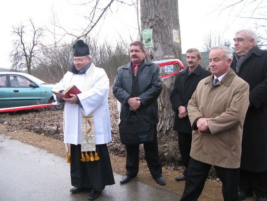 DROGA POŁĄCZYŁA SĄSIADUJĄCE WSIE