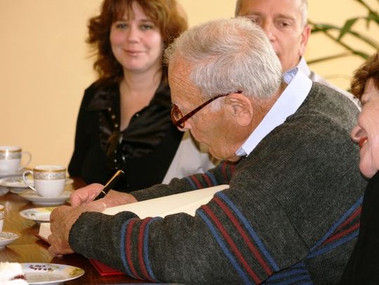 HISTORIA KOZIEGŁÓW W YAD VASHEM