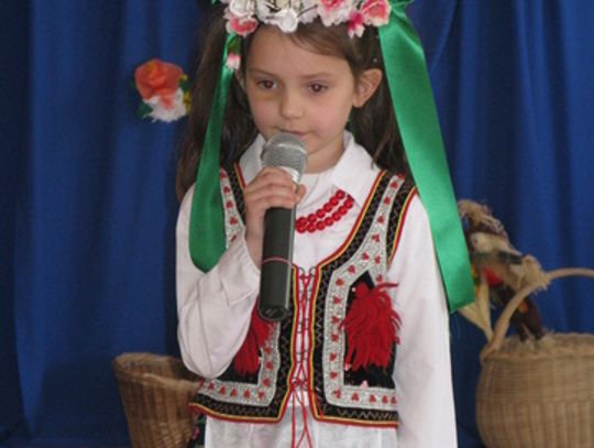 FOLKLOR OD NAJMŁODSZYCH LAT