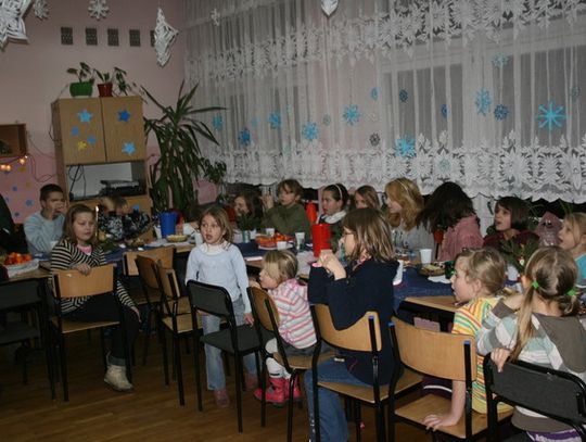 WIGILIJNE SPOTKANIE W MYSZKOWSKIEJ ŚWIETLICY