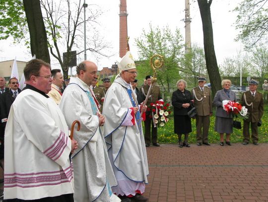 3 MAJA: RADOSNE ŚWIĘTO NA SMUTNO