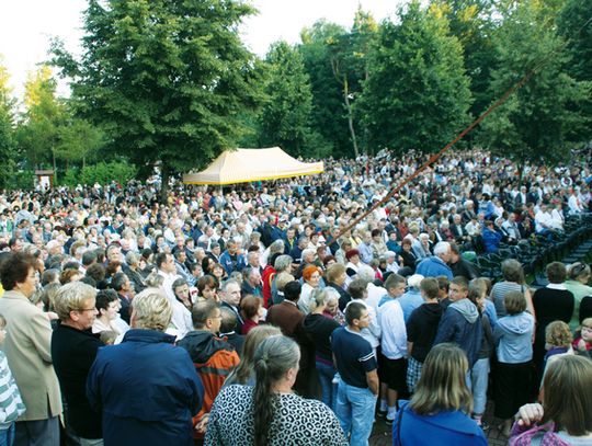 NAGRODA TRAFIŁA „POD DĘBY”