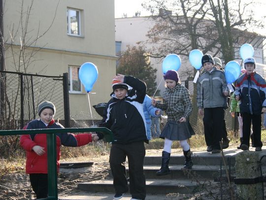 DZIECIĘCE PRAWA POSZYBOWAŁY W NIEBO