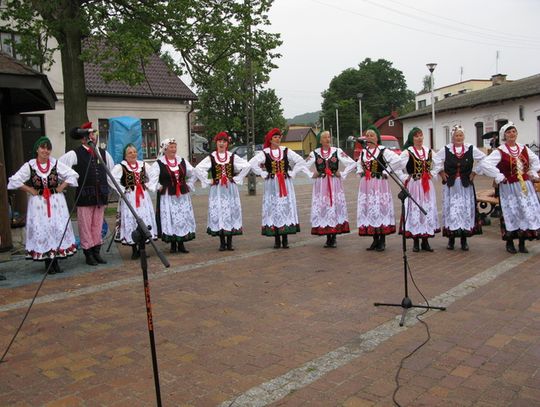 RYNEK Z NAJŁADNIEJSZĄ STUDZIENKĄ W POLSCE