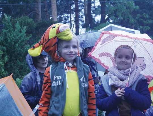 BAWIONO SIĘ TAK DOBRZE, ŻE TYDZIEŃ TRWAŁ OSIEM DNI