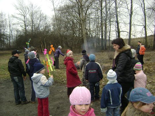 WIOSNA PRZYWITANA, „ZIMY” SPŁONĘŁY NA STOSIE