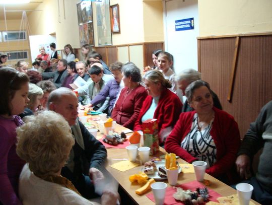 ŚWIĘTO W PRZEDSZKOLNYM TEATRZE