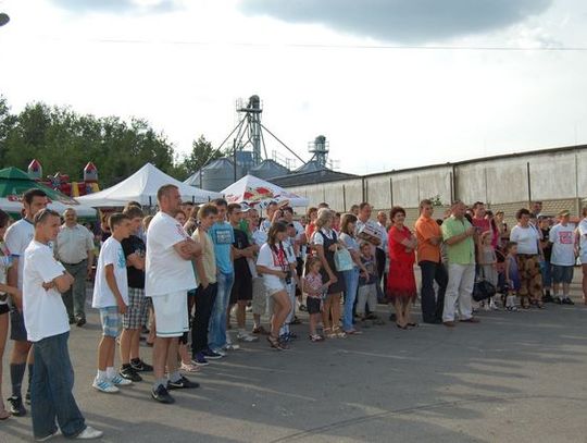 NIEGOWA ZAGRAŁA NA RZECZ POWODZIAN