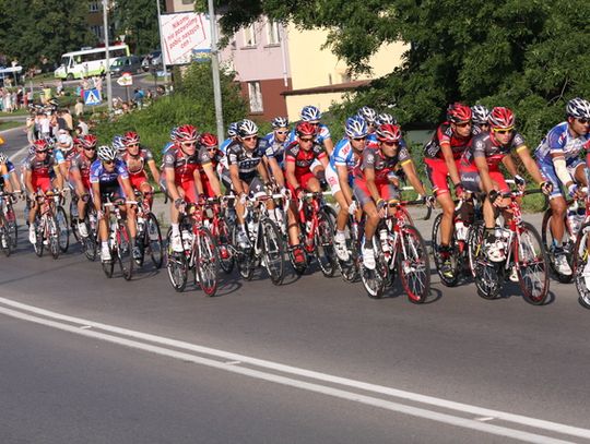 TOUR PRZEMKNĄŁ PRZEZ POWIAT