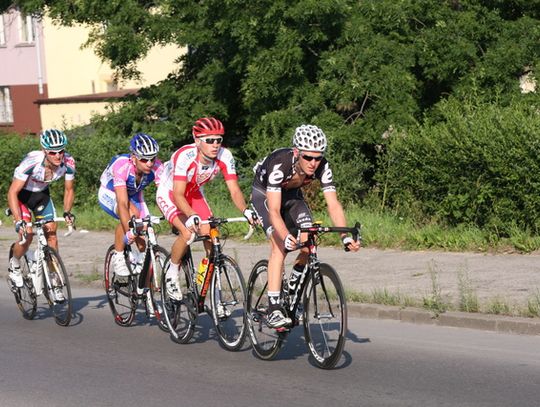 TOUR PRZEMKNĄŁ PRZEZ POWIAT