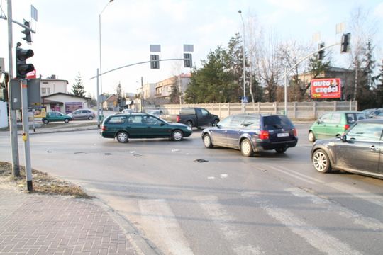 ROZWALIŁ SKRZYŻOWANIE