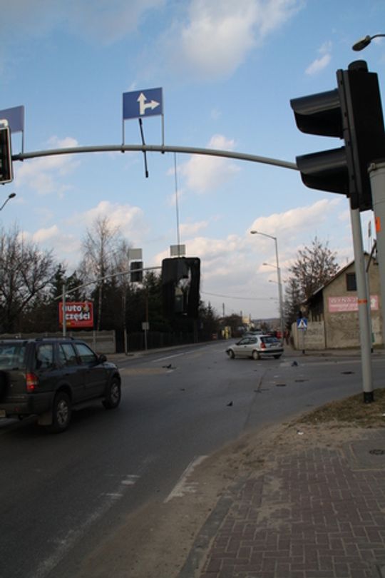ROZWALIŁ SKRZYŻOWANIE