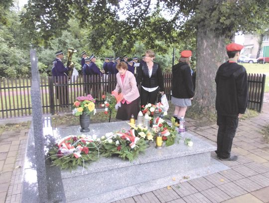 UCZCILI ROCZNICĘ WYBUCHU II WOJNY ŚWIATOWEJ