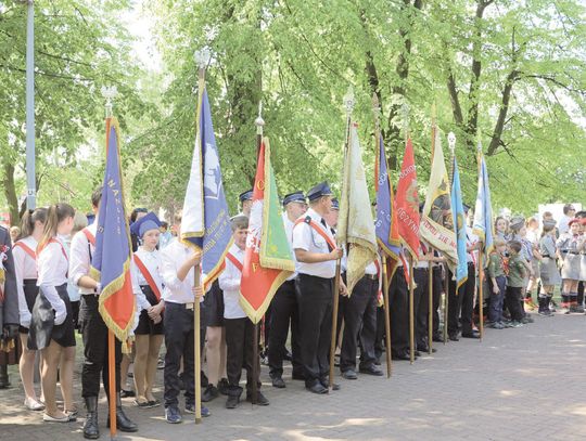 „WITAJ MAJOWA JUTRZENKO…”