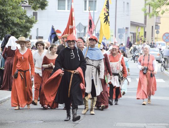 VII TURNIEJ RYCERSKI NA BŁONIACH ZAMKU SIEWIERSKIEGO