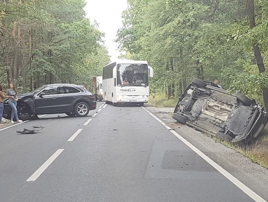 W TYM PRZYPADKU PANI WINNA BYŁA USTĄPIĆ PANU