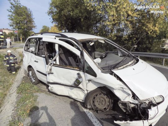 PRZYCZYNĄ WYPADKU ZNÓW BYŁO WYMUSZENIE PIERWSZEŃSTWA