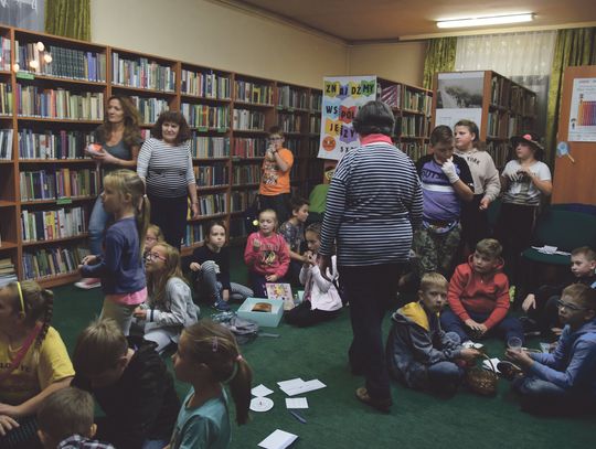 DETEKTYWI PROWADZILI ŚLEDZTWO W BIBLIOTECE