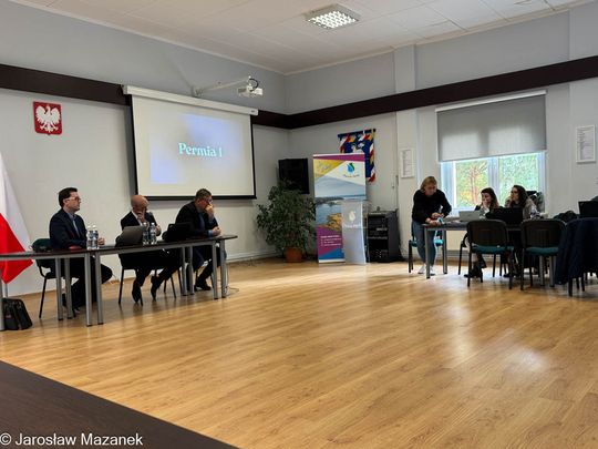 Permia 1 komisja dot_-3.jpg