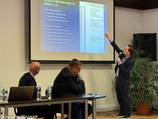 Permia 1 komisja dot_-27.jpg